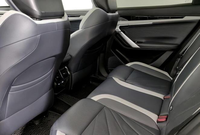 Geely Atlas II с пробегом 2024 года, цена 2 870 000 рублей, 105400 км, внедорожник, Автокод Объявления