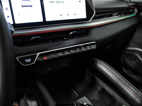 Geely Coolray I Рестайлинг с пробегом 2024 года, цена 2 348 970 рублей, 12050 км, внедорожник, Автокод Объявления