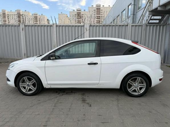 Ford Focus II Рестайлинг с пробегом 2009 года, цена 399 000 рублей, 235190 км, хэтчбек, Автокод Объявления
