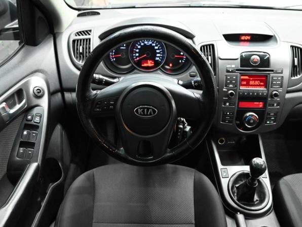 Kia Cerato II с пробегом 2010 года, цена 750 000 рублей, 204403 км, седан, Автокод Объявления