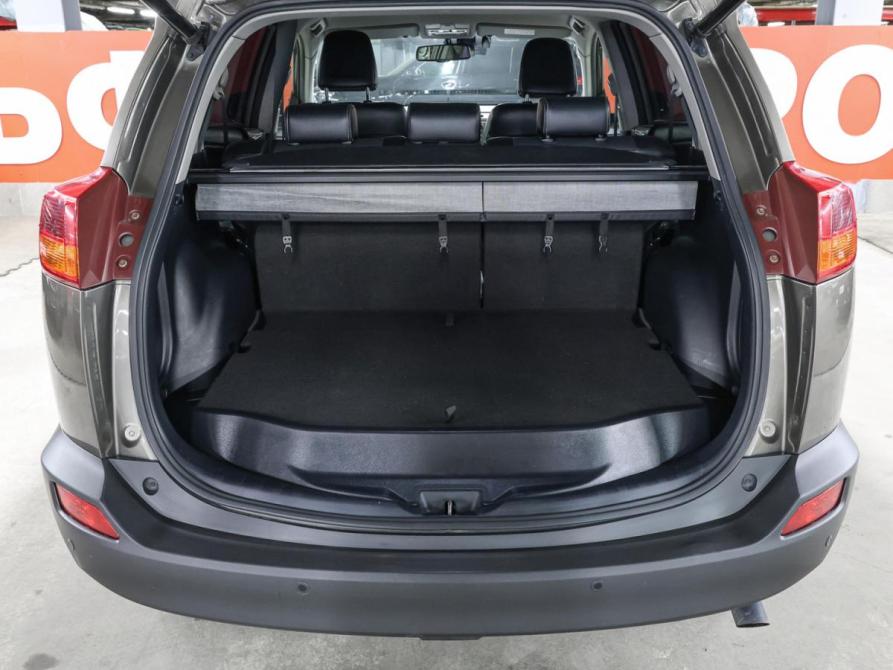 Toyota RAV4 IV (XA40) Москва  - изображение 11