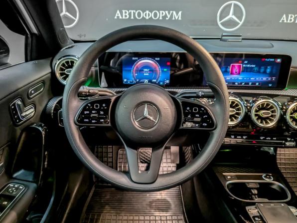 Mercedes-Benz A-Класс IV (W177) с пробегом 2020 года, цена 2 825 000 рублей, 35483 км, хэтчбек, Автокод Объявления