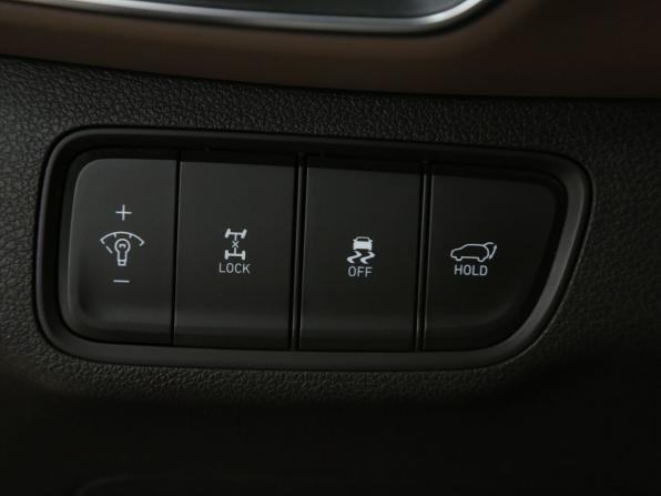 Hyundai Santa Fe IV с пробегом 2019 года, цена 2 696 000 рублей, 186000 км, внедорожник, Автокод Объявления