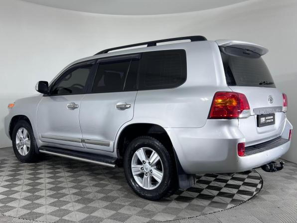 Toyota Land Cruiser 200 Series Рестайлинг 1 с пробегом 2012 года, цена 3 350 000 рублей, 207268 км, внедорожник, Автокод Объявления
