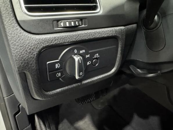 Volkswagen Touareg II с пробегом 2012 года, цена 2 025 000 рублей, 179000 км, внедорожник, Автокод Объявления