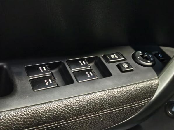 Kia Sorento II Рестайлинг с пробегом 2017 года, цена 2 180 000 рублей, 106524 км, внедорожник, Автокод Объявления