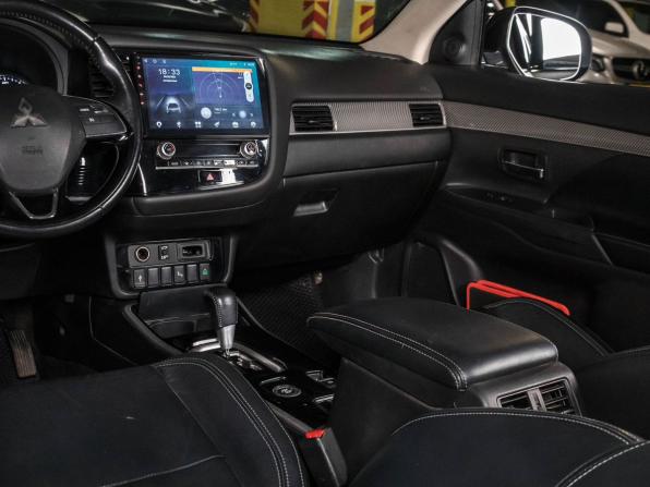 Mitsubishi Outlander III Рестайлинг 3 с пробегом 2020 года, цена 2 270 000 рублей, 157049 км, внедорожник, Автокод Объявления