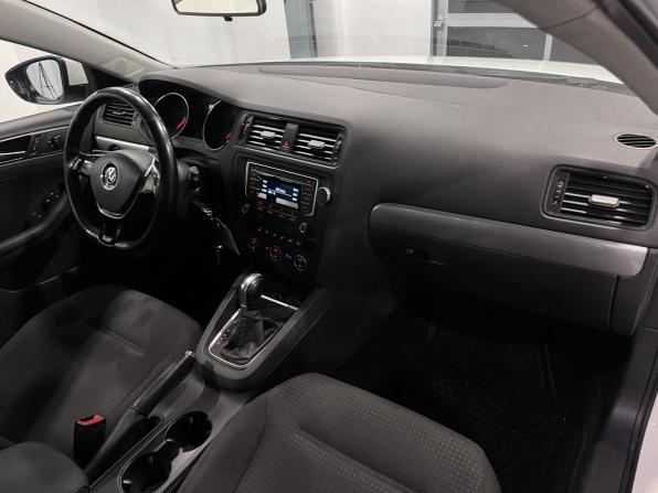 Volkswagen Jetta VI Рестайлинг с пробегом 2016 года, цена 1 420 000 рублей, 159731 км, седан, Автокод Объявления
