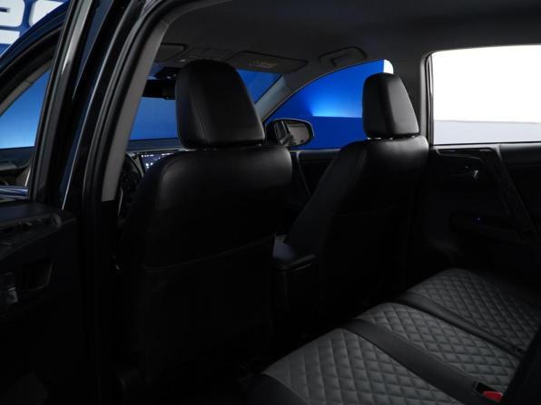 Toyota RAV4 IV (XA40) с пробегом 2014 года, цена 1 890 055 рублей, 144952 км, внедорожник, Автокод Объявления