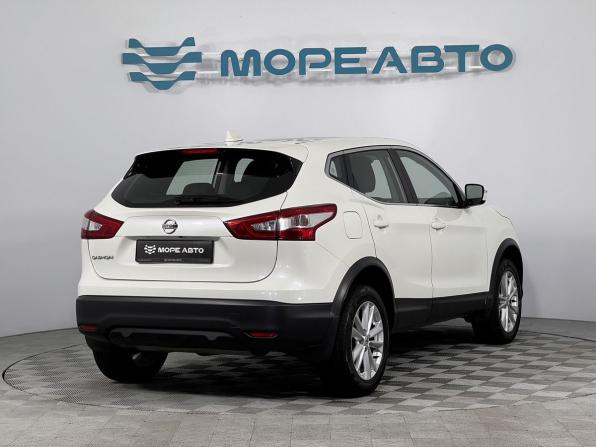Nissan Qashqai II с пробегом 2018 года, цена 1 890 000 рублей, 107700 км, внедорожник, Автокод Объявления