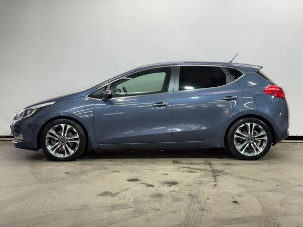 Kia Ceed II с пробегом 2013 года, цена 1 059 000 рублей, 193722 км, хэтчбек, Автокод Объявления