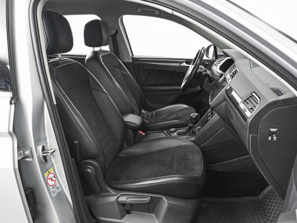 Volkswagen Tiguan II с пробегом 2017 года, цена 1 948 000 рублей, 195139 км, внедорожник, Автокод Объявления