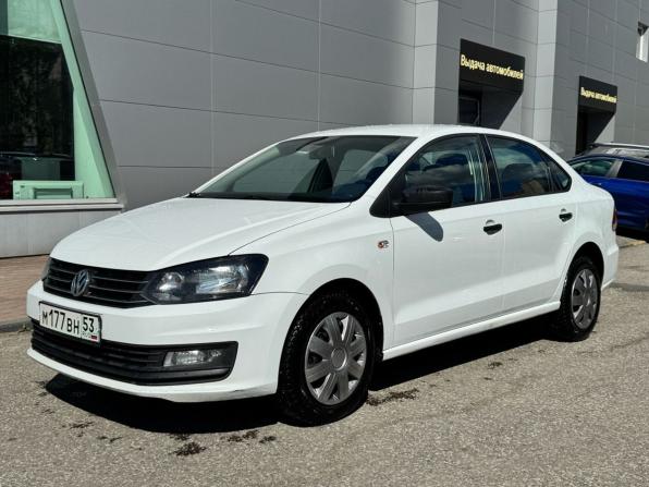 Volkswagen Polo V Рестайлинг с пробегом 2017 года, цена 1 050 000 рублей, 120000 км, седан, Автокод Объявления