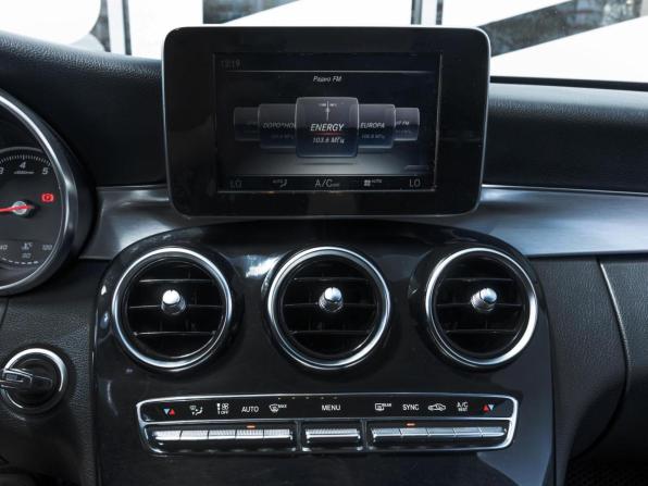 Mercedes-Benz C-Класс IV (W205) с пробегом 2015 года, цена 1 783 300 рублей, 206271 км, седан, Автокод Объявления