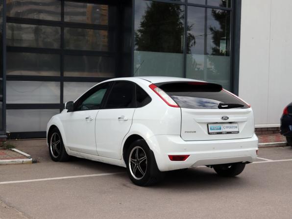 Ford Focus II Рестайлинг с пробегом 2010 года, цена 542 000 рублей, 215000 км, хэтчбек, Автокод Объявления