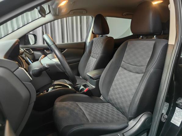 Nissan Qashqai II с пробегом 2018 года, цена 1 955 000 рублей, 41518 км, внедорожник, Автокод Объявления
