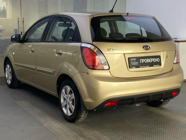 Kia Rio II Рестайлинг с пробегом 2011 года, цена 625 000 рублей, 236639 км, хэтчбек, Автокод Объявления