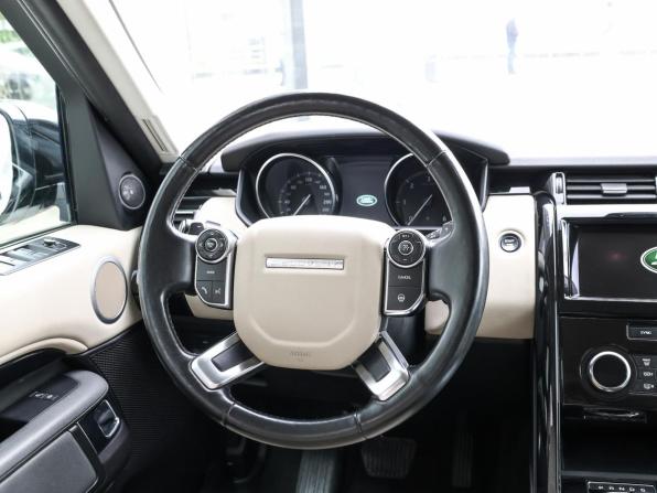 Land Rover Discovery V с пробегом 2018 года, цена 3 149 000 рублей, 118004 км, внедорожник, Автокод Объявления