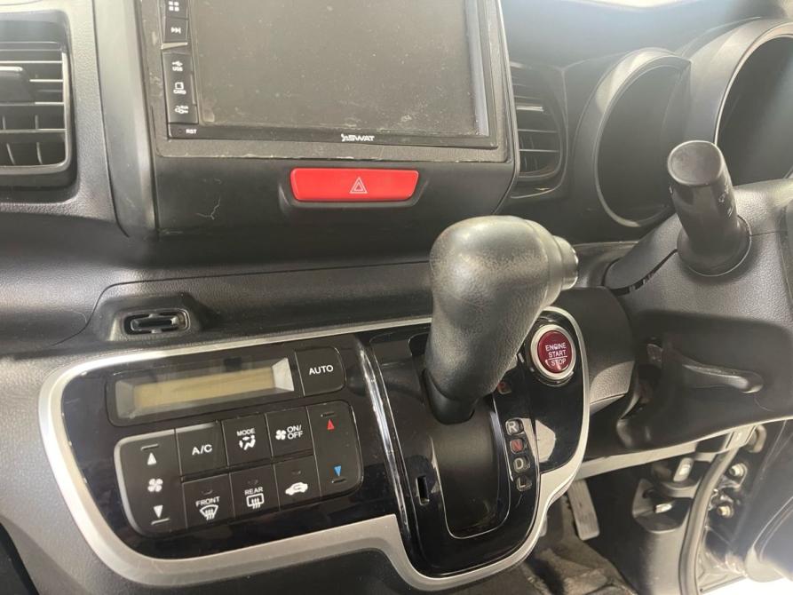 Honda N-BOX I Рестайлинг Челябинск  - изображение 12