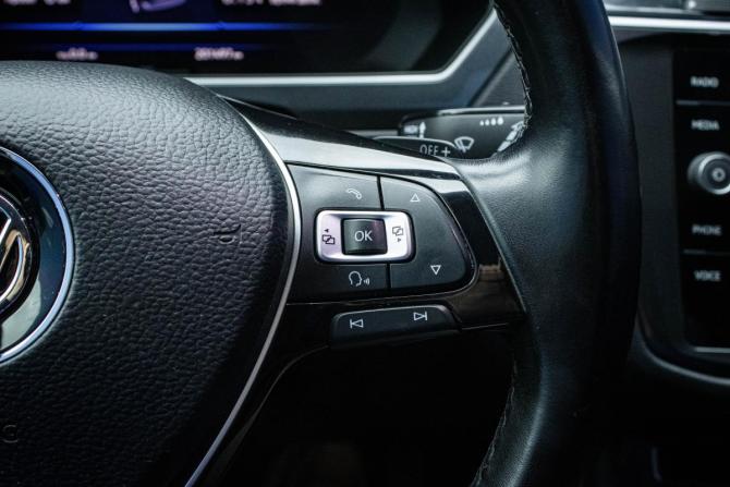 Volkswagen Tiguan II с пробегом 2018 года, цена 2 499 000 рублей, 201497 км, внедорожник, Автокод Объявления