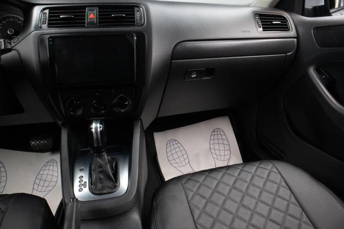 Volkswagen Jetta VI с пробегом 2013 года, цена 1 029 000 рублей, 249300 км, седан, Автокод Объявления