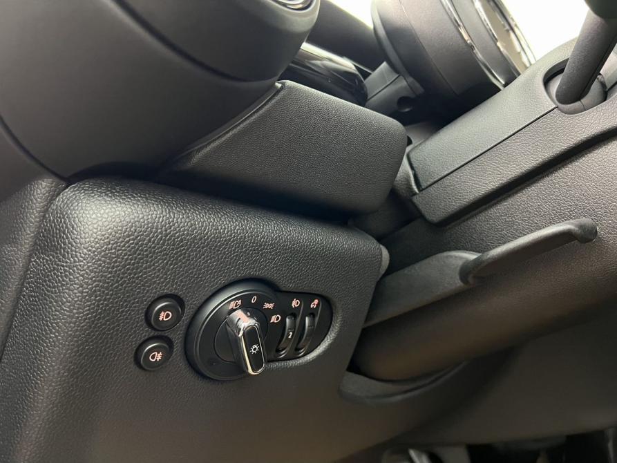 Mini Hatch III (F55/F56) Рестайлинг Москва  - изображение 16