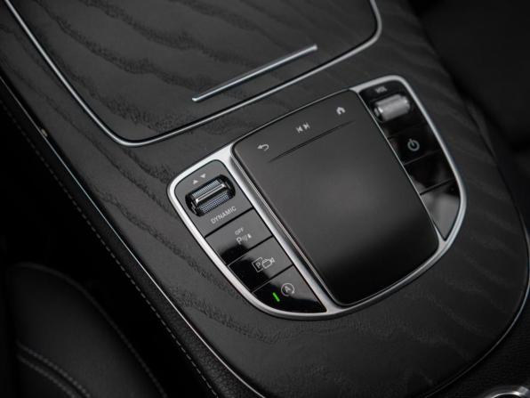 Mercedes-Benz E-Класс V (W213 S213 C238) Рестайлинг с пробегом 2020 года, цена 4 699 000 рублей, 87162 км, седан, Автокод Объявления