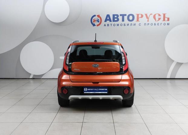 Kia Soul II Рестайлинг с пробегом 2017 года, цена 1 225 000 рублей, 214100 км, хэтчбек, Автокод Объявления