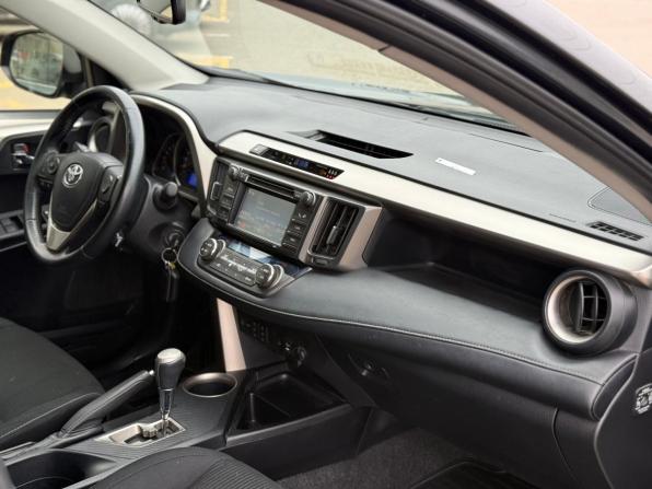 Toyota RAV4 IV (XA40) с пробегом 2015 года, цена 2 215 000 рублей, 232712 км, внедорожник, Автокод Объявления