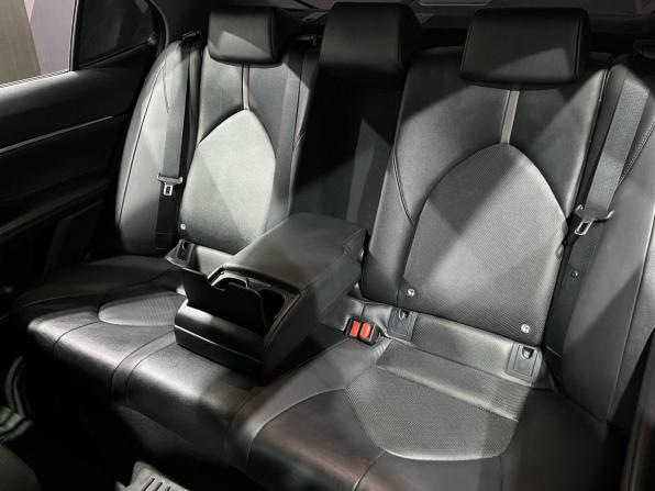 Toyota Camry VIII (XV70) Рестайлинг с пробегом 2021 года, цена 2 315 000 рублей, 152497 км, седан, Автокод Объявления