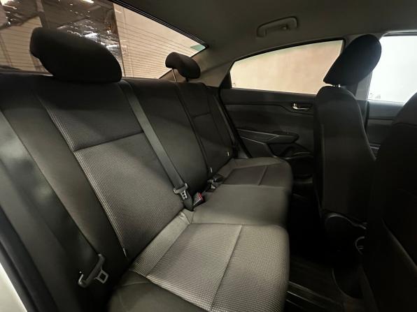 Hyundai Solaris II с пробегом 2018 года, цена 1 380 000 рублей, 72972 км, седан, Автокод Объявления