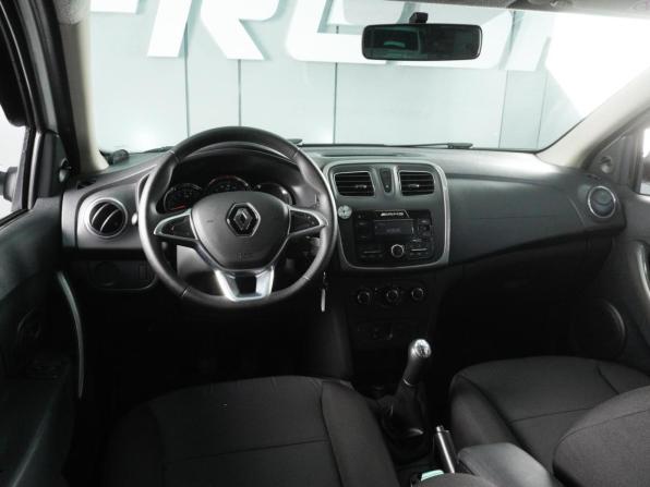 Renault Sandero II Рестайлинг с пробегом 2020 года, цена 670 000 рублей, 220109 км, хэтчбек, Автокод Объявления