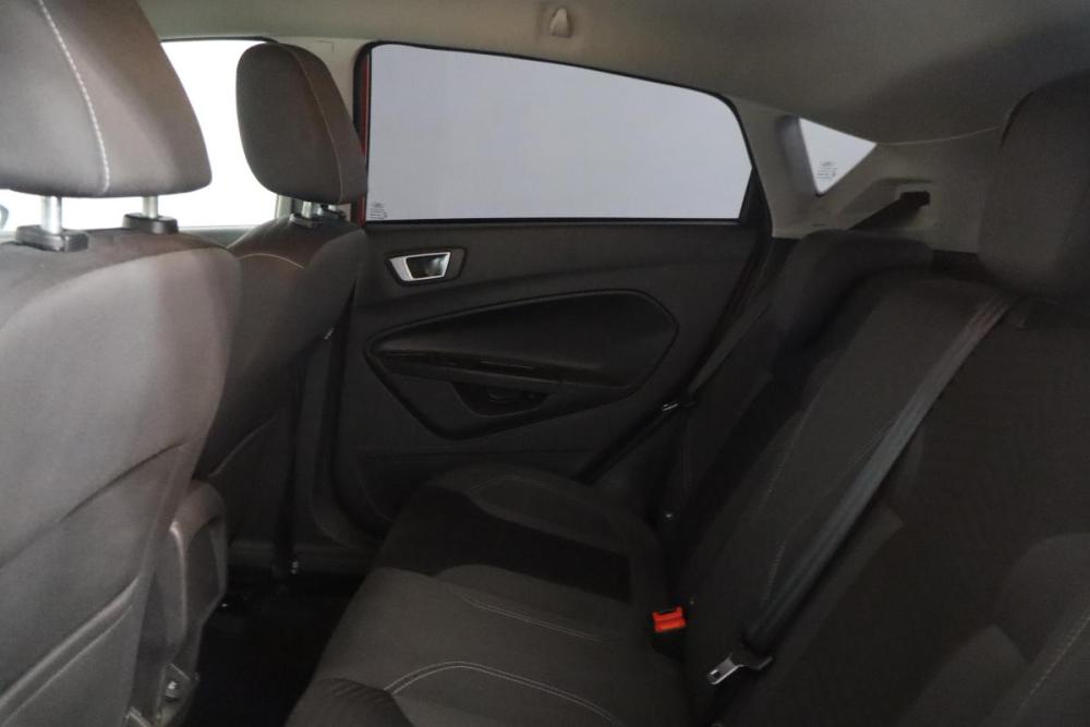Ford Fiesta Mk6 Рестайлинг Санкт-Петербург  - изображение 13