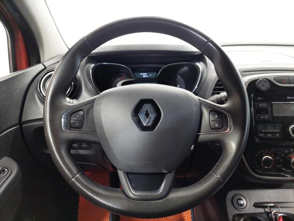 Renault Kaptur I с пробегом 2018 года, цена 1 199 000 рублей, 164000 км, внедорожник, Автокод Объявления