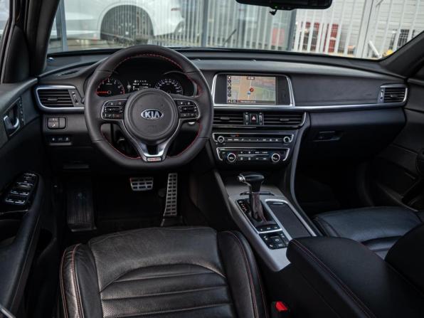 Kia Optima IV с пробегом 2017 года, цена 2 015 000 рублей, 113575 км, седан, Автокод Объявления