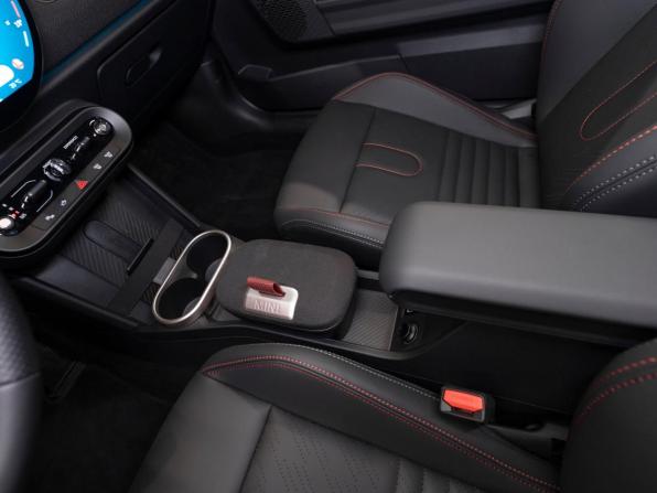 Mini Hatch IV (F65/F66/J01) с пробегом 2025 года, цена 6 850 000 рублей, 97 км, хэтчбек, Автокод Объявления