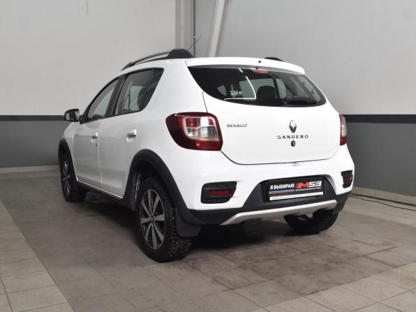Renault Sandero II Рестайлинг с пробегом 2019 года, цена 969 999 рублей, 120625 км, хэтчбек, Автокод Объявления