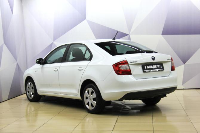 Skoda Rapid I с пробегом 2016 года, цена 897 500 рублей, 231860 км, лифтбек, Автокод Объявления