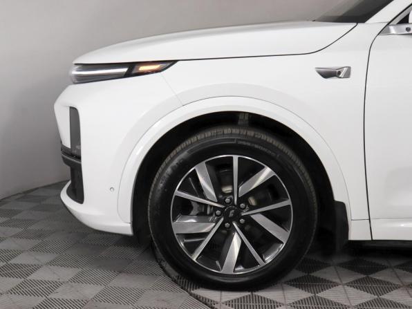 Li Auto (Lixiang) L7 I с пробегом 2023 года, цена 5 650 000 рублей, 30000 км, внедорожник, Автокод Объявления