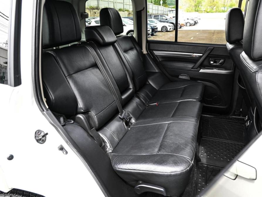 Mitsubishi Pajero IV Рестайлинг 1 Новороссийск  - изображение 7