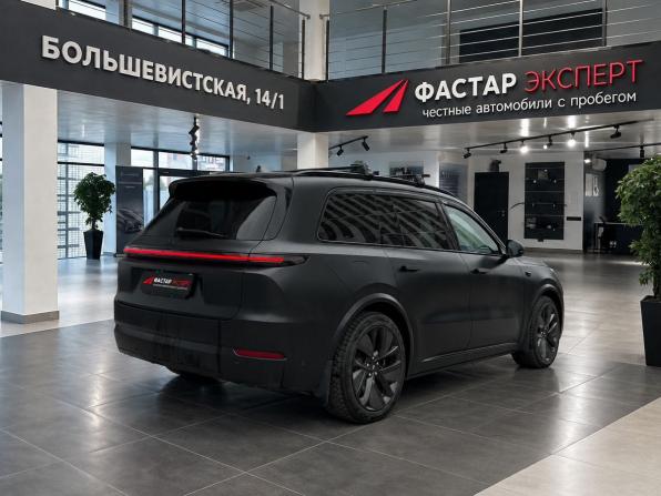 Li Auto (Lixiang) L9 I Рестайлинг с пробегом 2024 года, цена 5 799 000 рублей, 92501 км, внедорожник, Автокод Объявления