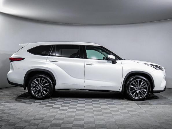 Toyota Highlander IV (XU70) с пробегом 2026 года, цена 5 400 000 рублей, 5500 км, внедорожник, Автокод Объявления