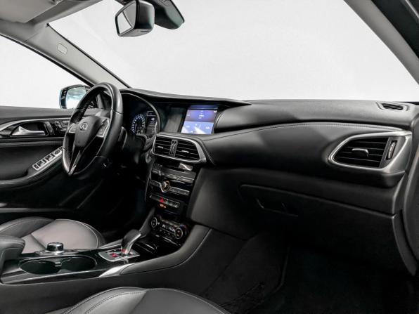 Infiniti QX30 с пробегом 2017 года, цена 2 250 000 рублей, 109103 км, внедорожник, Автокод Объявления