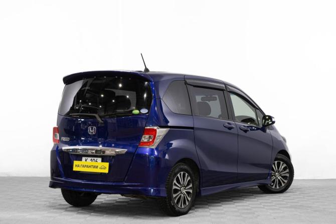 Honda Freed I Рестайлинг 2 с пробегом 2015 года, цена 1 299 000 рублей, 128000 км, компактвэн, Автокод Объявления