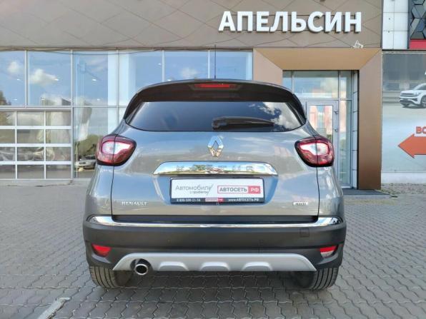 Renault Kaptur I с пробегом 2017 года, цена 1 778 400 рублей, 56769 км, внедорожник, Автокод Объявления