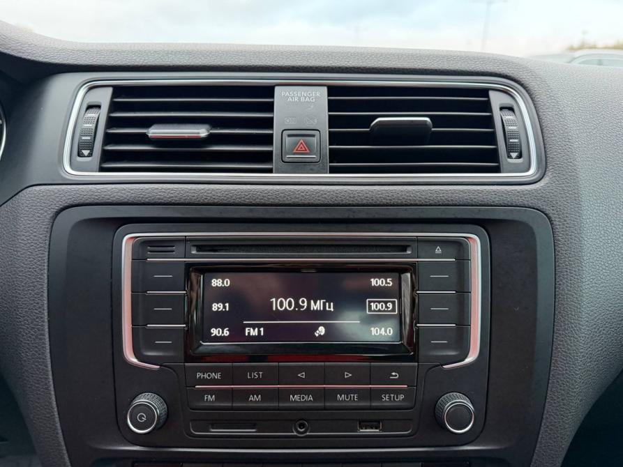 Volkswagen Jetta VI Рестайлинг Санкт-Петербург  - изображение 13