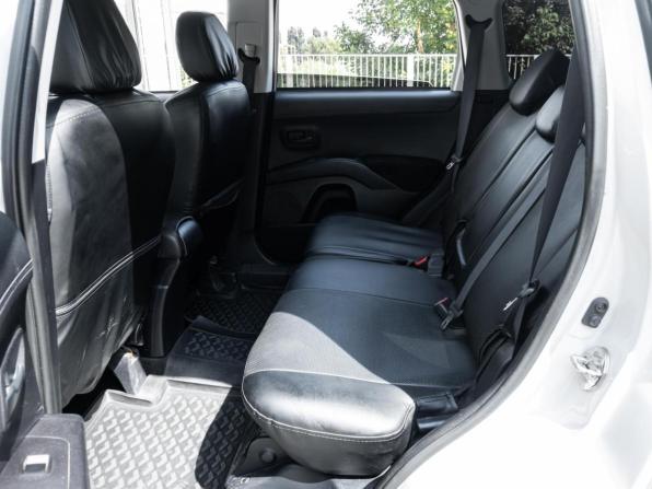 Mitsubishi Outlander II Рестайлинг с пробегом 2010 года, цена 1 070 000 рублей, 255027 км, внедорожник, Автокод Объявления