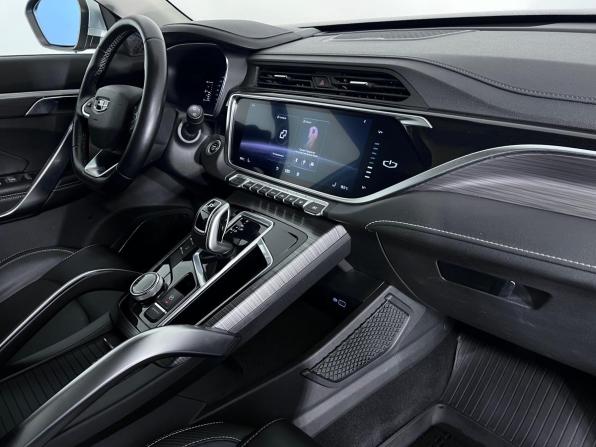 Geely Atlas Pro с пробегом 2023 года, цена 1 699 000 рублей, 90218 км, внедорожник, Автокод Объявления