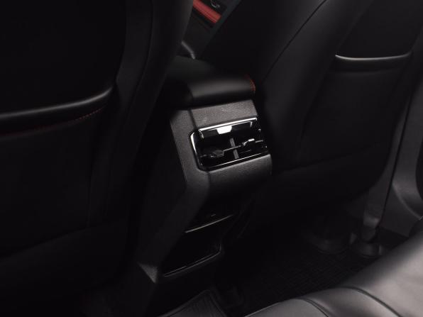 Geely Coolray I Рестайлинг с пробегом 2024 года, цена 2 149 999 рублей, 60877 км, внедорожник, Автокод Объявления