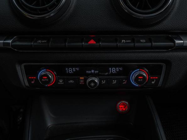 Audi A3 III (8V) с пробегом 2013 года, цена 1 431 000 рублей, 151963 км, хэтчбек, Автокод Объявления
